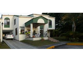 4 Bedroom House for sale in Pereira, Risaralda, Pereira