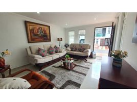 4 Bedroom House for sale in Fusagasuga, Cundinamarca, Fusagasuga