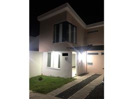 2 Habitación Casa en venta en Colombia, Santa Rosa De Cabal, Risaralda, Colombia