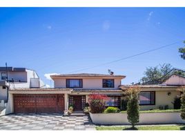 4 Bedroom House for sale in Bogota, Cundinamarca, Bogota