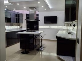 6 Habitación Casa en venta en Medellín, Antioquia, Medellín