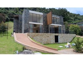 6 Bedroom House for sale in Cundinamarca, Chia, Cundinamarca