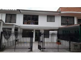 5 Bedroom Villa for sale in Palmetto Plaza Shopping Mall, Cali, Cali