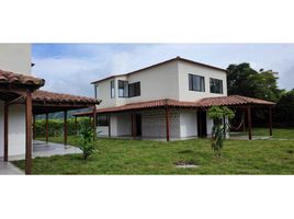 10 Bedroom House for sale in Risaralda, Pereira, Risaralda