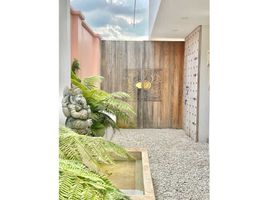 4 Bedroom Villa for sale in Bare Foot Park (Parque de los Pies Descalzos), Medellin, Medellin