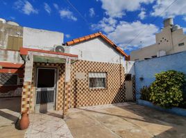 2 Bedroom House for sale in Lanus, Buenos Aires, Lanus