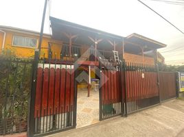 4 Bedroom House for sale in Santiago, Pirque, Cordillera, Santiago