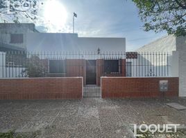 2 Bedroom House for sale in La Capital, Santa Fe, La Capital