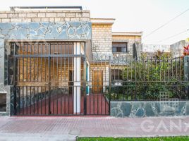 4 Habitación Casa en venta en Rosario, Santa Fe, Rosario