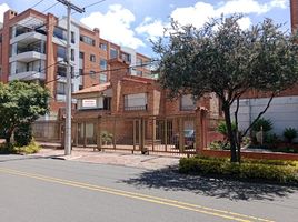 200 m² Office for rent in Mina De Sal De Nemocón, Bogotá, Bogotá