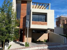 Maison 4 chambre à vendre à El Marques, Queretaro, El Marques
