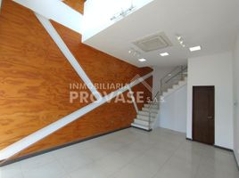 90 m² Office for rent in Colombia, San Jose De Cucuta, Norte De Santander, Colombia