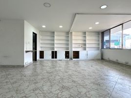 55 m² Office for rent in Parque de los Pies Descalzos, Medellín, Medellín