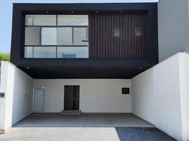 Maison 3 chambre à vendre à Santiago, Nuevo Leon, Santiago