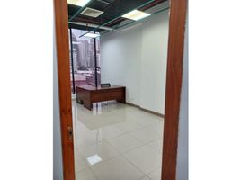 27 m² Office for rent in Panamá, Santa Ana, Ciudad de Panamá, Panamá, Panamá