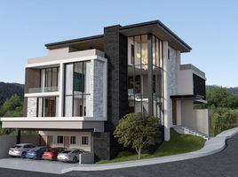 5 Habitación Casa en venta en Monterrey, Nuevo León, Monterrey