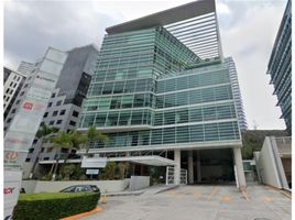 120 m² Office for sale in Mexico, Huixquilucan, Mexico