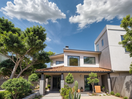 8 Bedroom House for sale in Corregidora, Queretaro, Corregidora, Queretaro