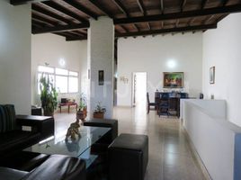 4 Bedroom House for sale in Centro Comercial Unicentro Medellin, Medellin, Medellin