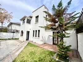 6 Bedroom House for sale in Santiago, San Jode De Maipo, Cordillera, Santiago