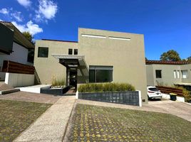 Villa 4 chambre à vendre à Valle De Bravo, Mexico, Valle De Bravo
