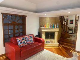 3 Bedroom House for sale in Fundacion Cardioinfantil-Instituto de Cardiologia, Bogota, Bogota