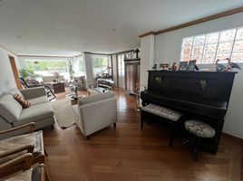 3 Bedroom House for sale in Bogota, Cundinamarca, Bogota