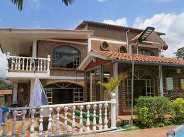 4 Bedroom House for sale in Fusagasuga, Cundinamarca, Fusagasuga