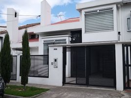 3 Bedroom Villa for sale in Templo Bogotá Colombia, Bogota, Bogota