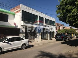 420 m2 Office for sale in Guanajuato, Irapuato, Guanajuato