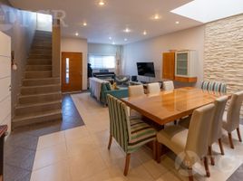 Maison 4 chambre à vendre à Lomas De Zamora, Buenos Aires, Lomas De Zamora