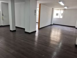 109 SqM Office for rent in Colombia, Bogota, Cundinamarca, Colombia