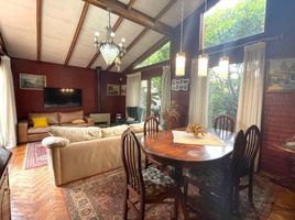 4 Bedroom House for sale in Santiago, San Jode De Maipo, Cordillera, Santiago