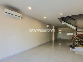 4 Phòng ngủ Nhà mặt tiền for rent in Phước Long B, Quận 9, Phước Long B