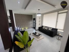 4 Habitación Villa en venta en Calderón Park, Cuenca, Cuenca, Cuenca