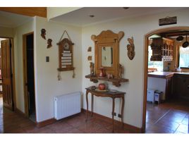 6 Bedroom House for sale in Pirque, Cordillera, Pirque