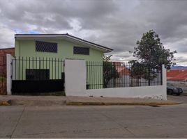 4 Habitación Villa en venta en Calderón Park, Cuenca, Cuenca, Cuenca