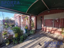 2 Bedroom House for sale in General Sarmiento, Buenos Aires, General Sarmiento