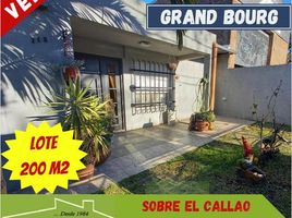 2 Bedroom House for sale in General Sarmiento, Buenos Aires, General Sarmiento