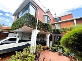 4 Bedroom Villa for sale in Santafé Mall (Centro Comercial Santafé Bogotá), Bogota, Bogota