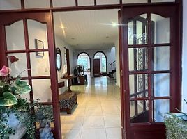 200 SqM Office for rent in Colombia, Bogota, Cundinamarca, Colombia