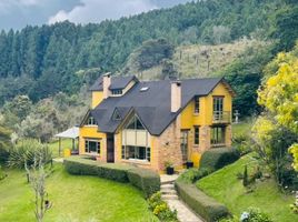 4 Bedroom Villa for sale in Fundacion Cardioinfantil-Instituto de Cardiologia, Bogota, La Calera