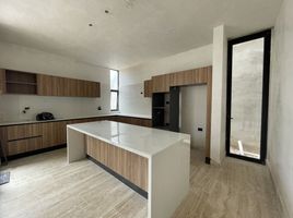 4 Schlafzimmer Villa zu verkaufen in Merida, Yucatan, Merida