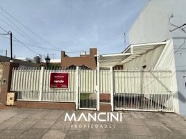 2 Bedroom House for sale in General San Martin, Buenos Aires, General San Martin