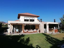 3 Bedroom House for sale in Santiago, Colina, Chacabuco, Santiago