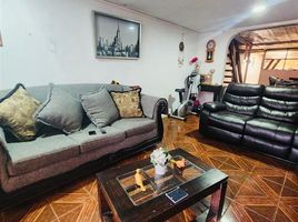 3 Bedroom House for sale in Santiago, Pirque, Cordillera, Santiago