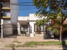 3 Bedroom House for sale in Moron, Buenos Aires, Moron