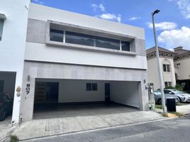 4 Habitación Villa en venta en Monterrey, Nuevo León, Monterrey