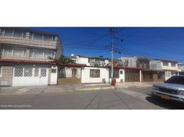 4 Bedroom House for sale in Bogota, Cundinamarca, Bogota