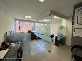 25 SqM Office for rent in Fundacion Cardioinfantil-Instituto de Cardiologia, Bogota, Bogota